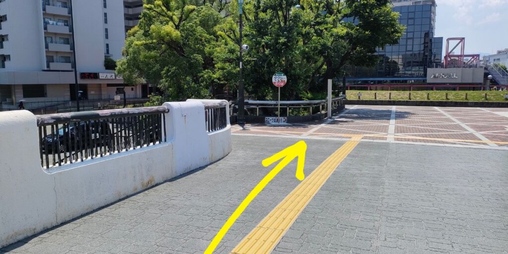 JR伊丹駅からタクシー乗り場までの行き方